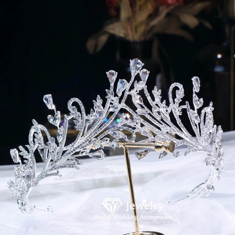 Ornate Bridal Tiara Crown Detail Princess Queen headdress 