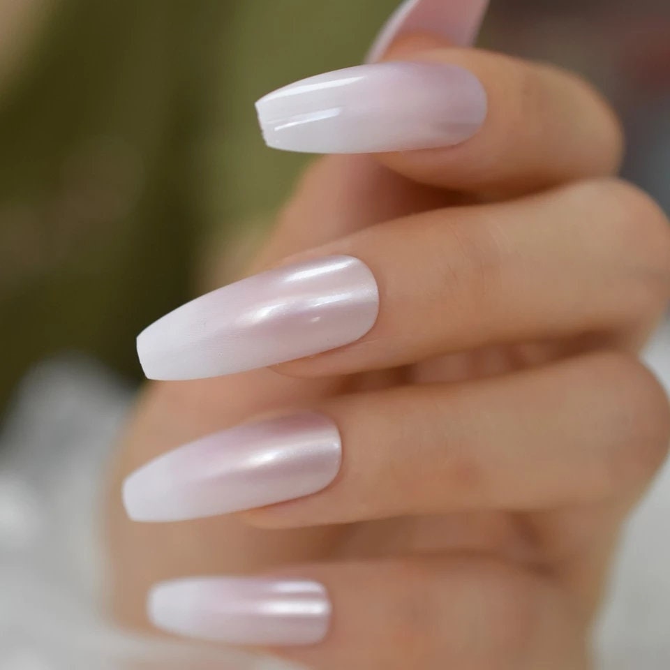 24 Pink Pearl Ombre French mani white tip coffin Long press on nails glue on classic manicure