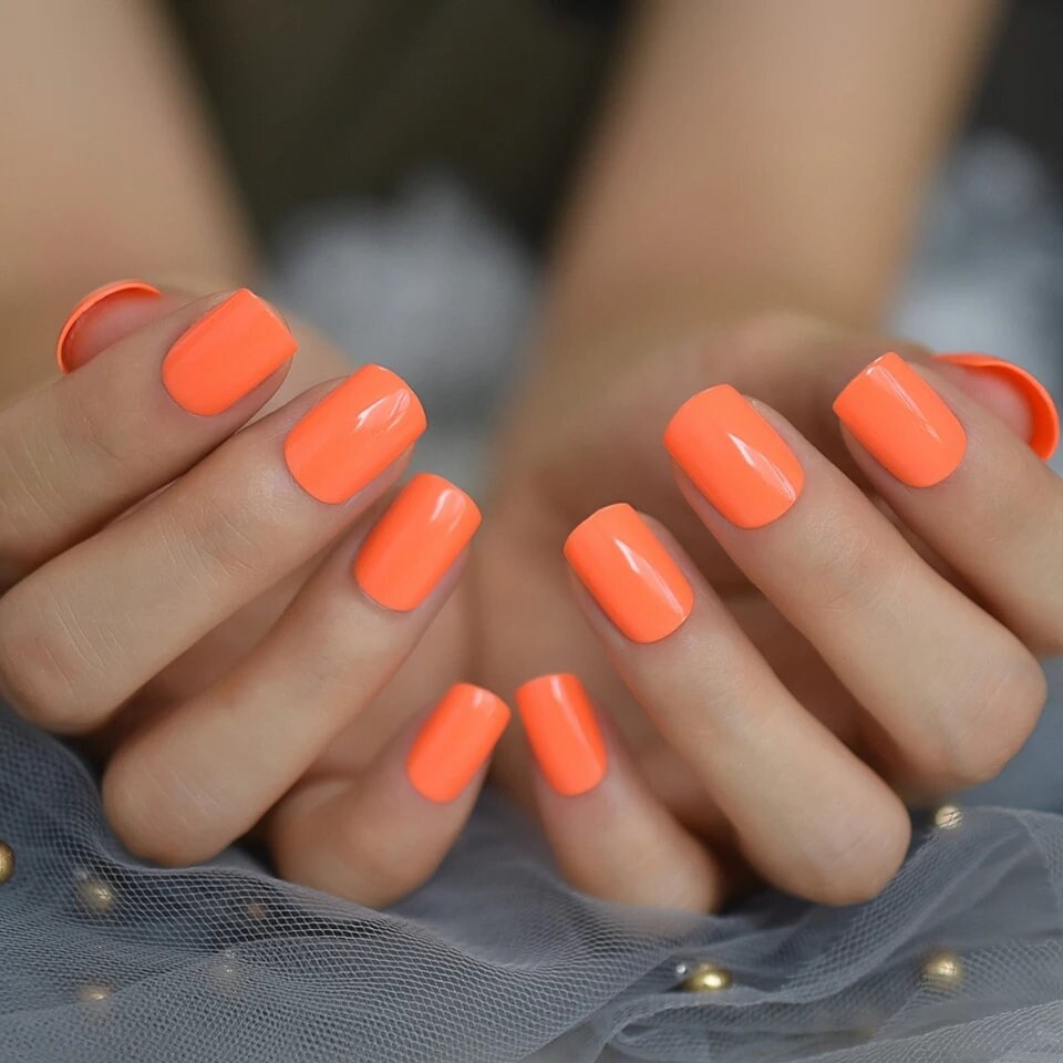 24 pcs Bright Orange Neon Summer gel Short Press on nails glue on shiny manicure 80s rave
