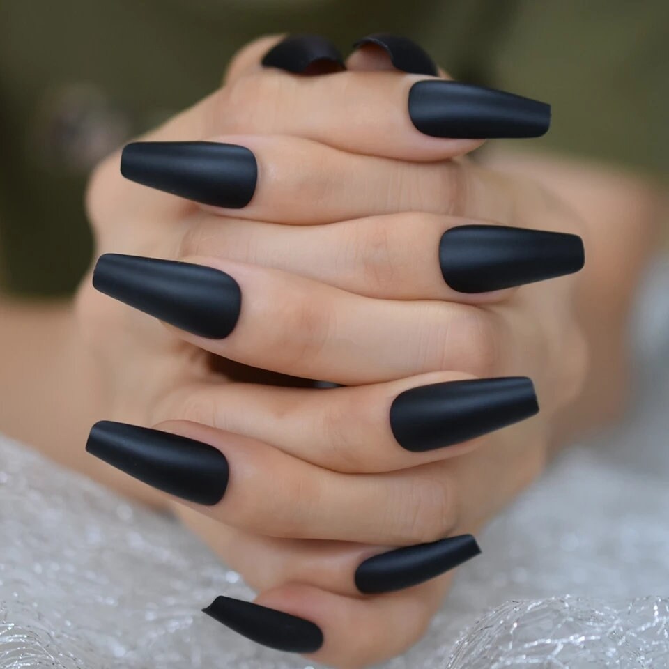 24PCS matte black coffin press-on nails with long gothic style for dark fall vibes surethings
