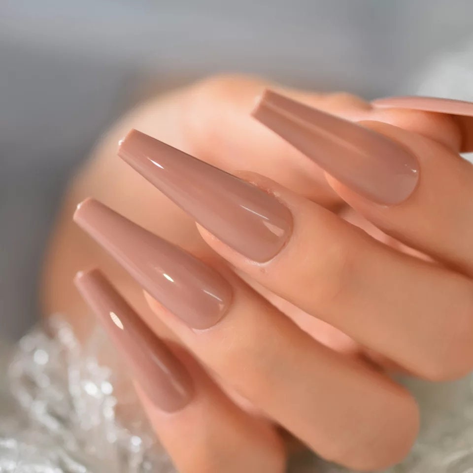 Nude Glossy Coffin Long Press On Nails – Cream Magnet Glue On Set surethings