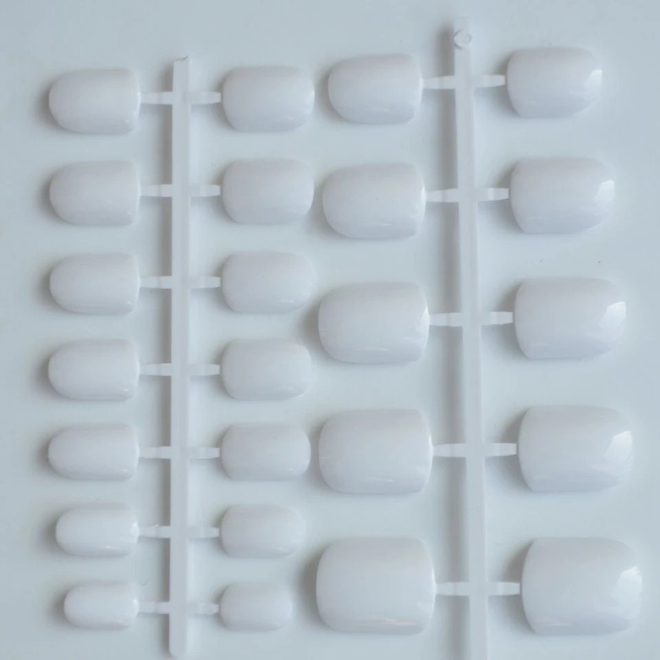 Short White Press On Nails – Square Shape Neat Manicure Glue-On Set surethings
