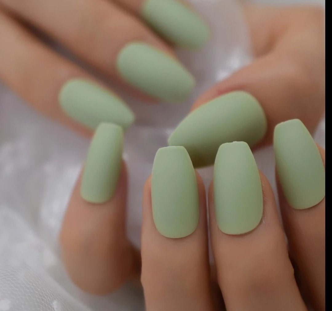 24PCS Matte Sage Green Coffin Long Press On Nails – Medium Length Glue-On Kit surethings