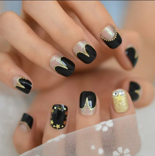 Kids Size Short Press On Nails – Gold & Black Glue-On Natural Trendy Nails surethings