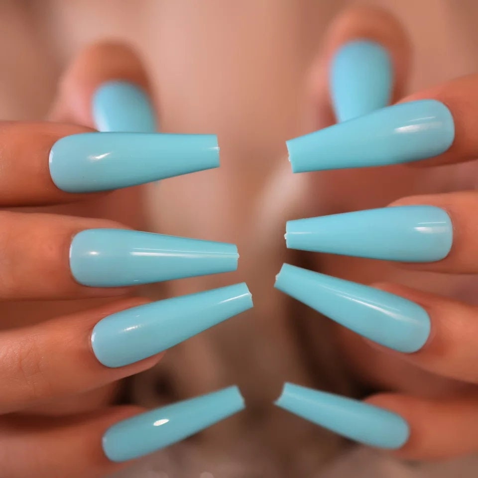 24 Caribbean aqua long press on nails – blue cyan coffin shape glue-on set surethings