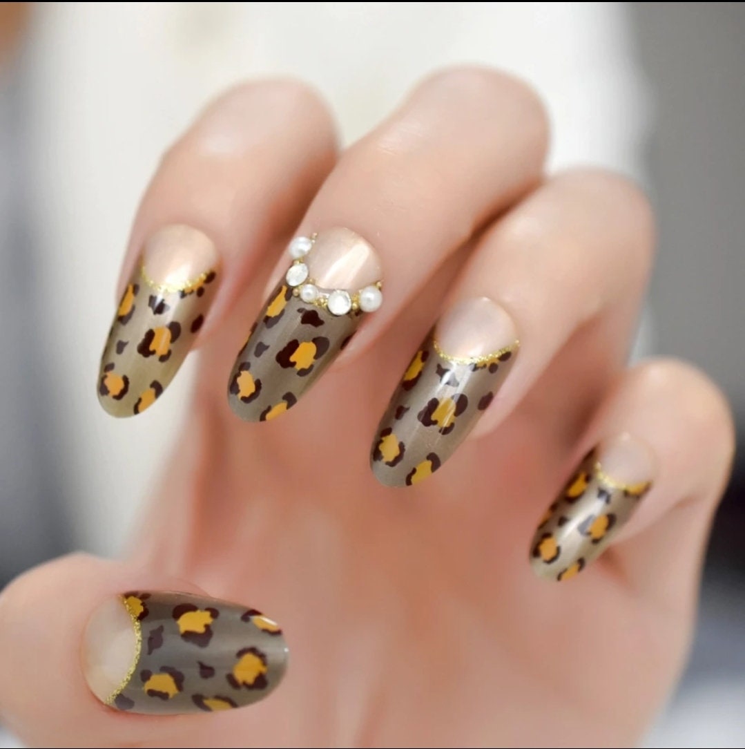 24 pcs Cat Claws Leopard print gold tan nails glue on Long press on nails classic manicure sharp