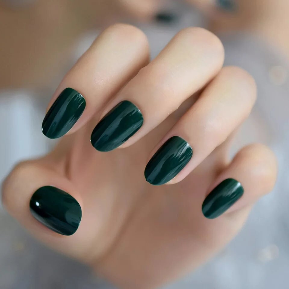 24 Glossy Dark Green short Press On Nails gel glue on classic manicure