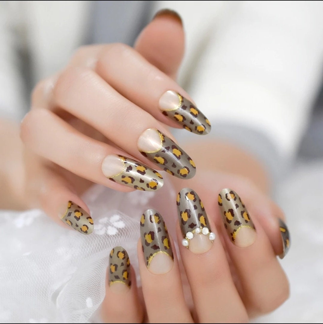 24 pcs Cat Claws Leopard print gold tan nails glue on Long press on nails classic manicure sharp