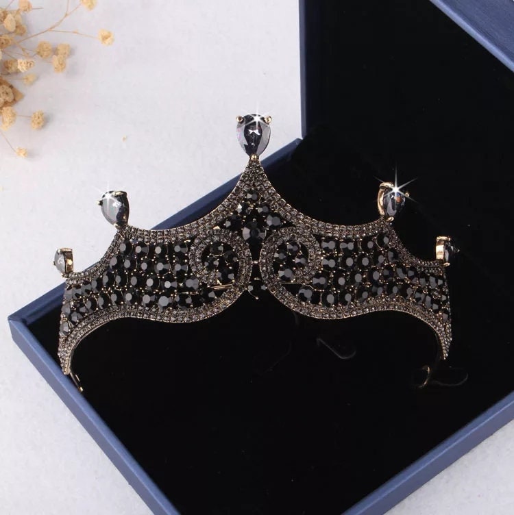 Black gothic tiara crown with vintage baroque design – dark queen bridal cosplay headdress diadem surething