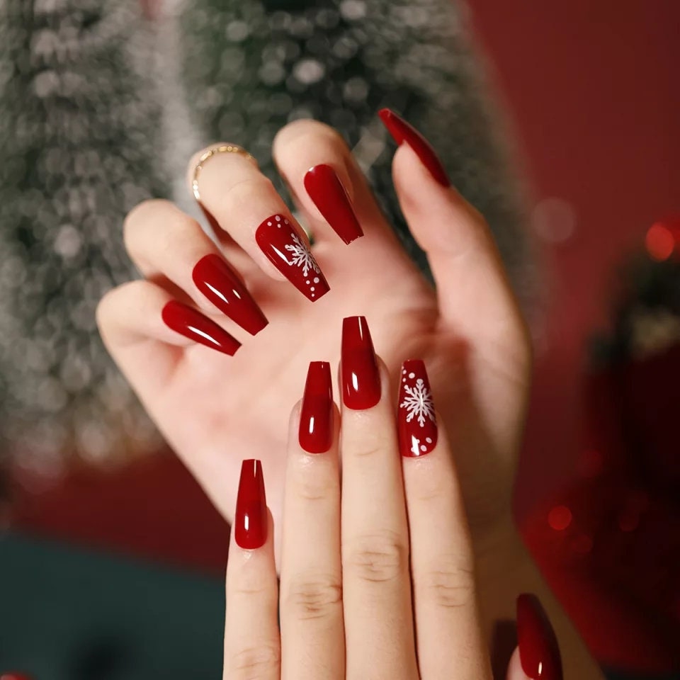 24 Holiday Christmas Press on nails kit glue on snow flake gingerbread festive Xmas long tree reindeer glitter