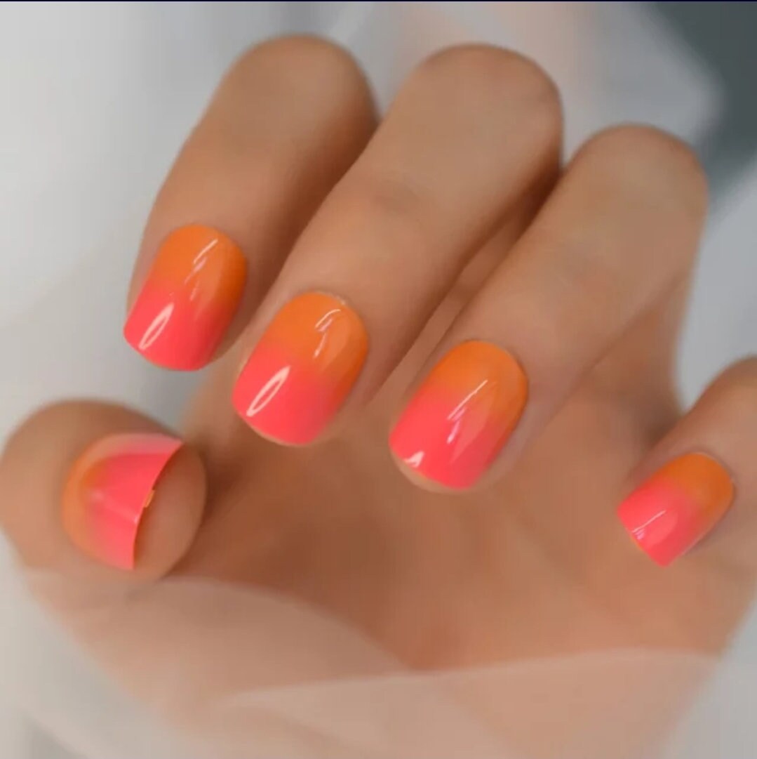 Short press on nails – fire ombre neon orange and pink gel shine, 24-piece two-tone manicure surethings