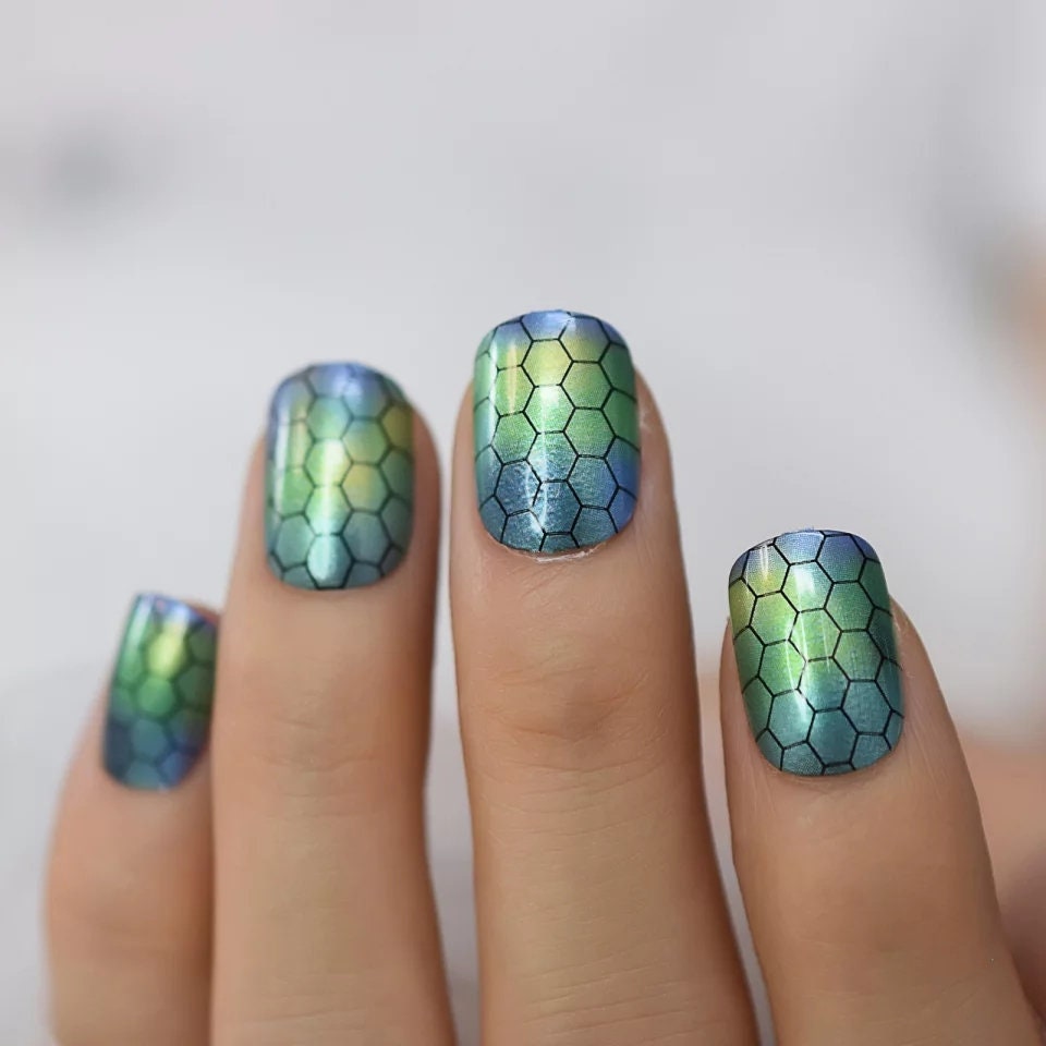 24 Unique Short Press On Nails Geometric Glue On aqua blue snakeskin honeycomb trendy classic lines ombre green artsy multicolor