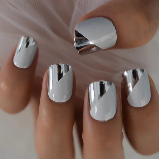 24PCS Silver Chrome White Short Press On Nails – Shiny Metallic Mirror Finish with Unique Multicolor Gray Design surethings