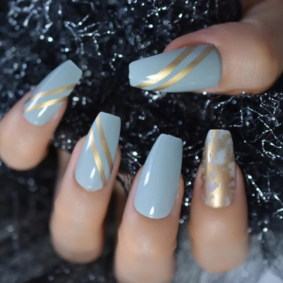 24 Pale Blue coffin Long Press on nails gold design glue pastel