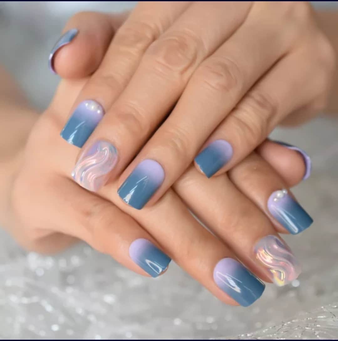 24 Unique Short Press On Nails Ombre purple blue holographic Glue On trendy Unicorn swirl texture artsy multicolor