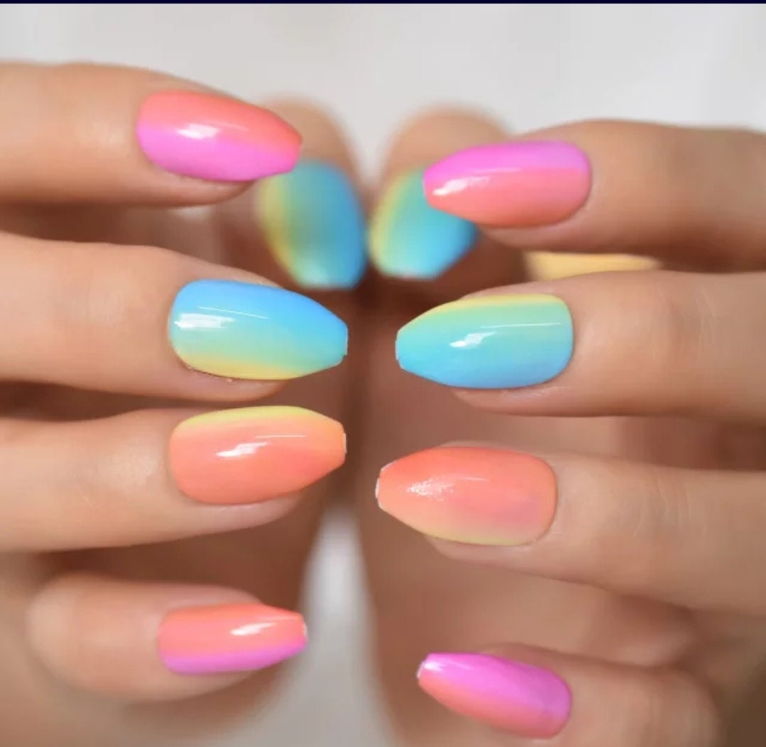24 pcs Candy Rainbow Ombre Long Press on nails glue on kit kawaii cute Multicolor medium coffin bright neon