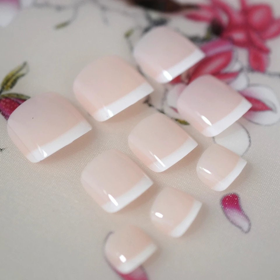 24 French Mani short Press On Nails Toe Nails Kit 24 Glue On white tip nude toes natural
