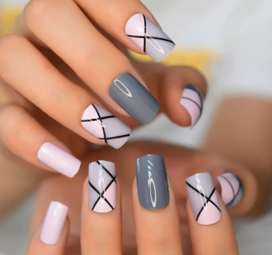 24 Gray Pink design square Long Press on Nails kit plaid glue on medium surethngs
