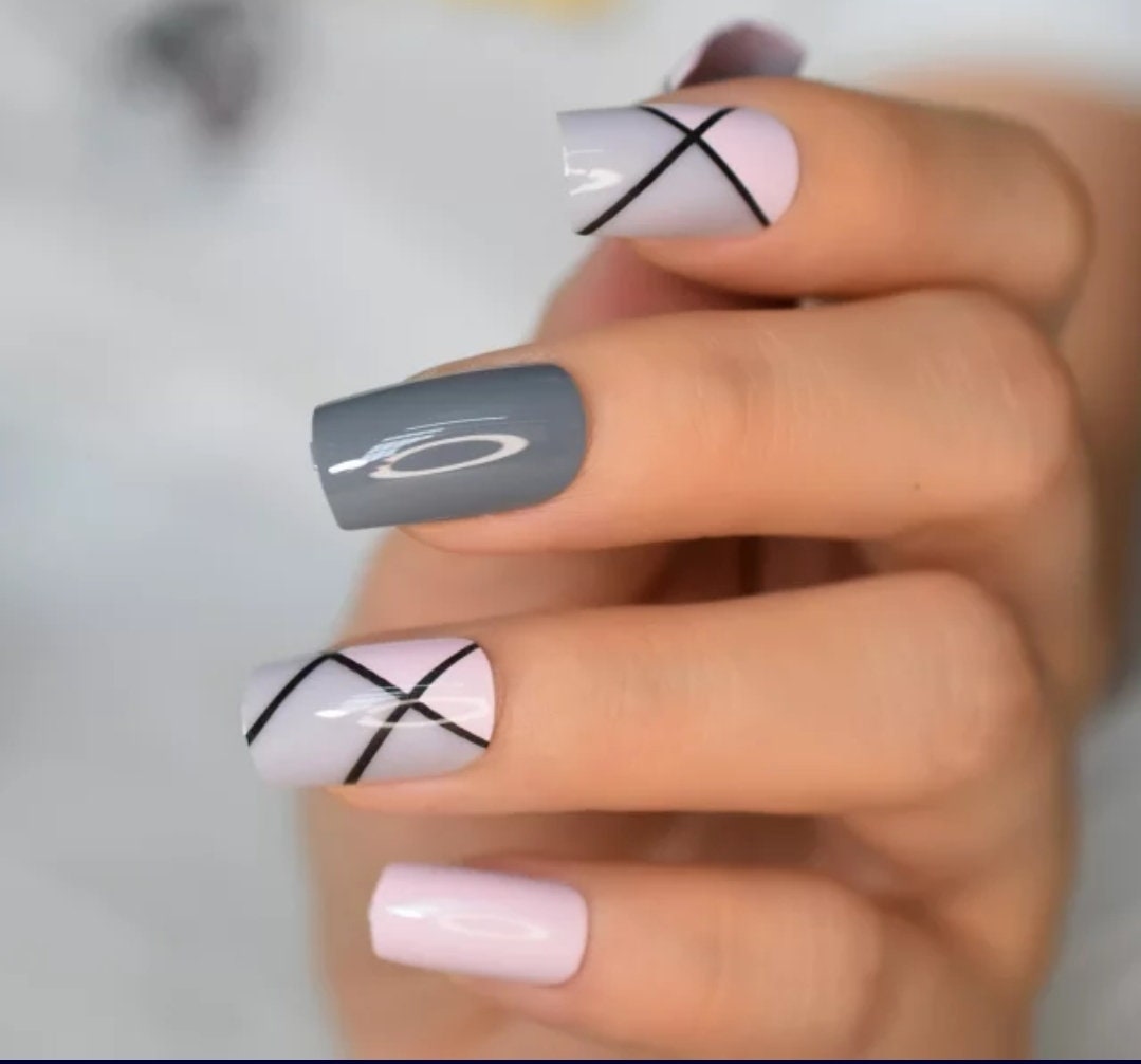 24 Gray Pink design square Long Press on Nails kit plaid glue on medium surethngs