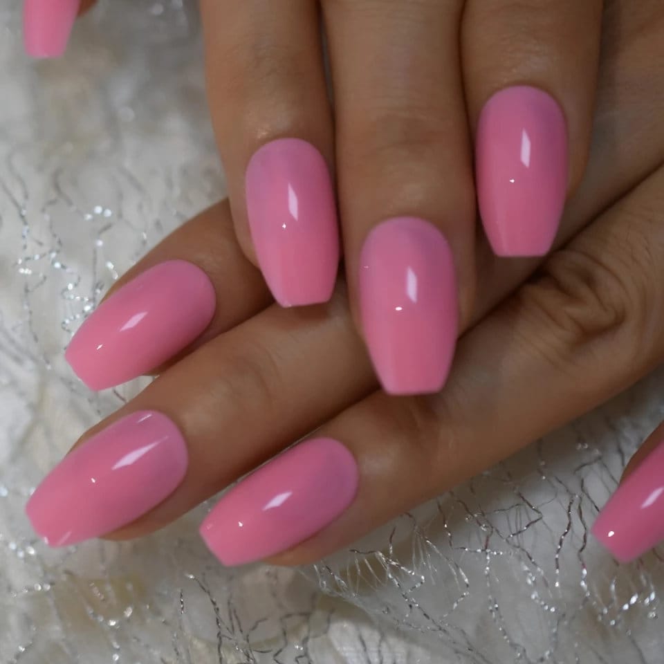 24 long press-on nails in medium coffin shape with soft pink color – spring and Easter glue-on nail kit surethings