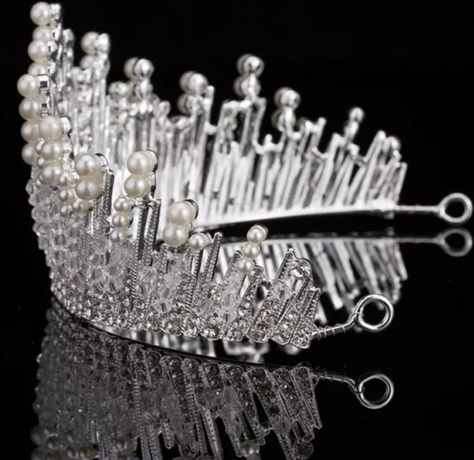 Silver and Pearl Princess Tiara Detail Princess Queen headdress  