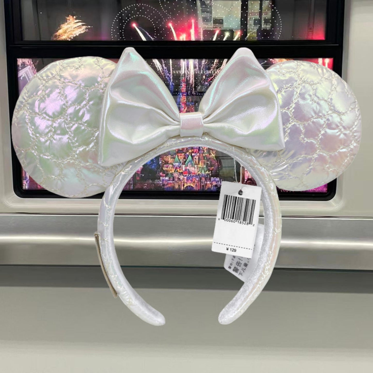 Disney Parks Icon White Quilted Iridescent Minnie Mouse Ears Bow Headband