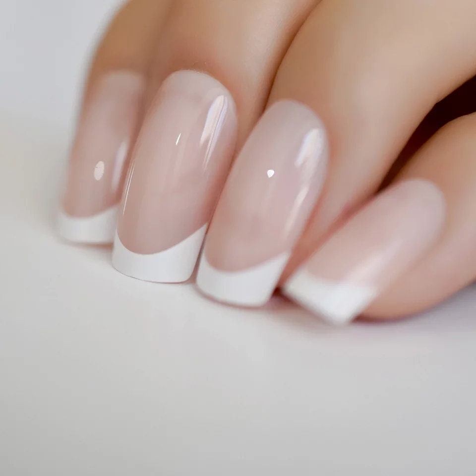24 Medium Square French tip white Press on nails glue on natural