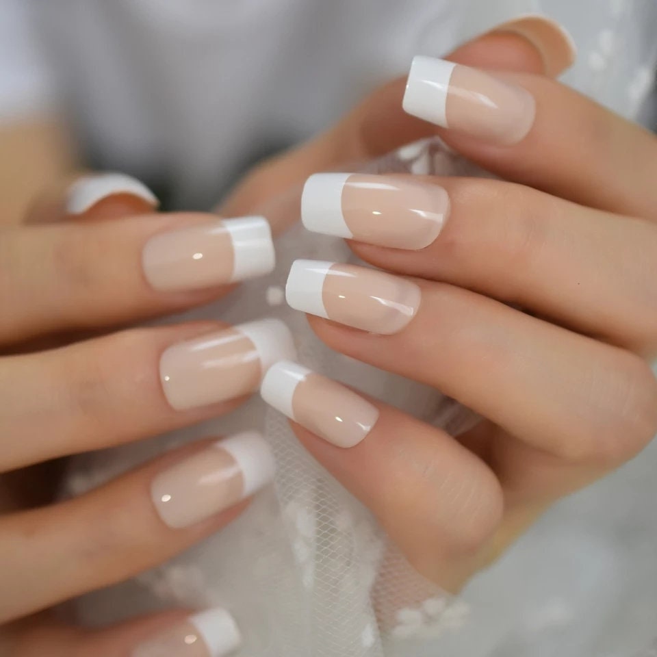 24 Square Medium White Press on Nails French Manicure Nude White tip classic Glue on