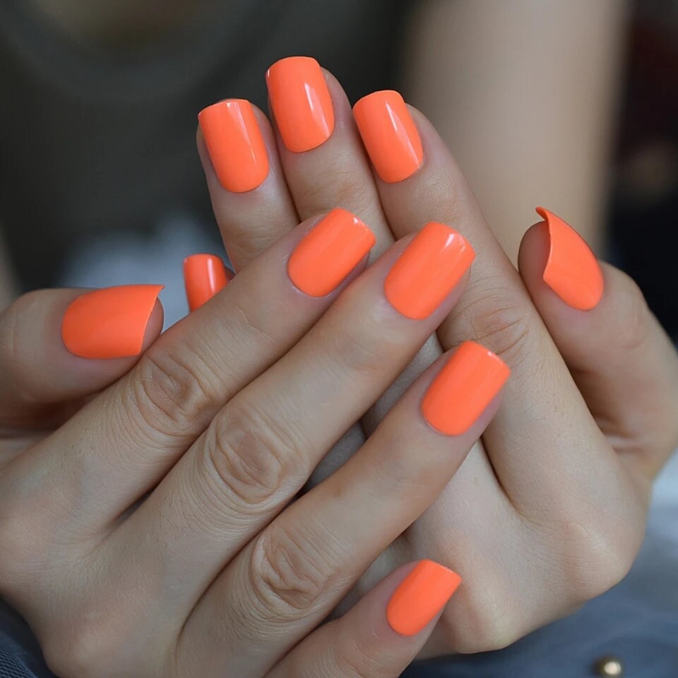 24 pcs Bright Orange Neon Summer gel Short Press on nails glue on shiny manicure 80s rave
