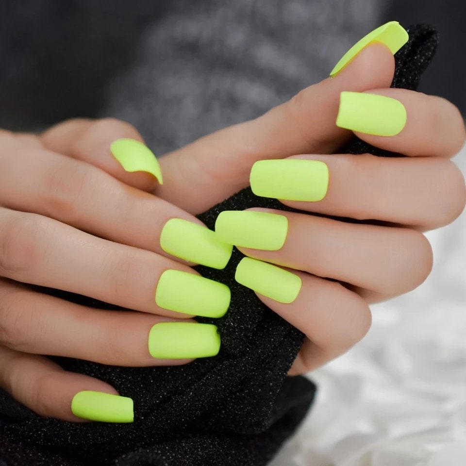 24 Medium Square Matte Electric Neon Yellow Green Long Press on Nails Slime Bright Summer rave party 80s rave