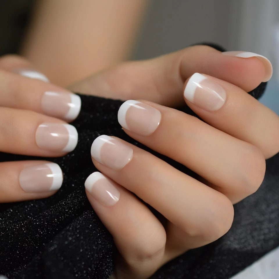 24 Short Classic French Mani Nails white tip baby boomer nude natural