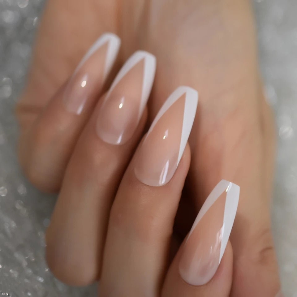 24 V Tip French White Tip Rim Long  Press On nails Glue on trendy classic