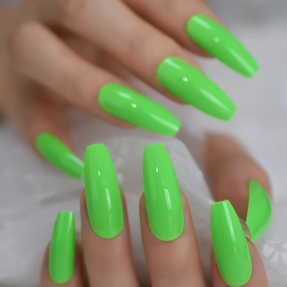 24 Electric Neon Green Kiss Press on Nails Extra Long Coffin Slime Bright Summer 80s rave