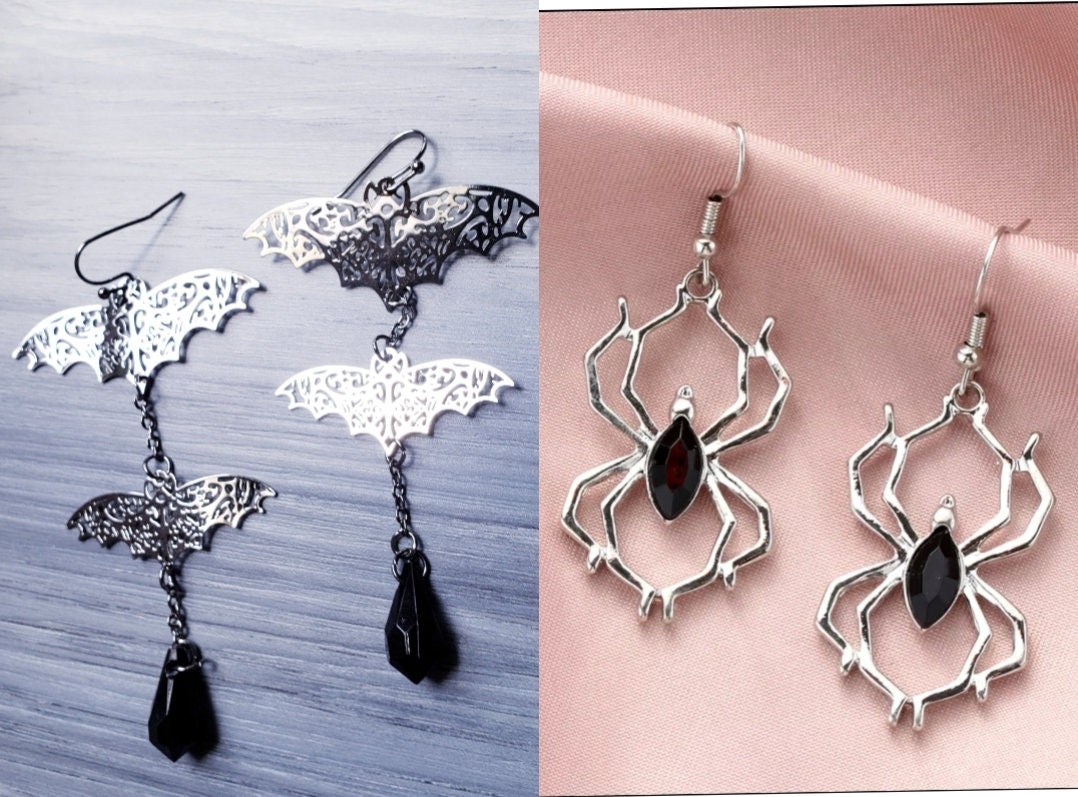 Elegant goth Halloween earrings spider or bats dangle silver dark chrome nice Jewelry