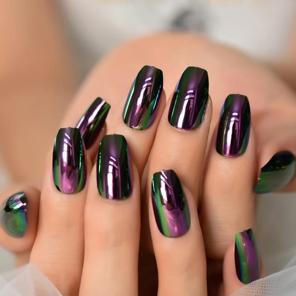 24 Oil Slick Chrome Press on nails Medoum Coffin Purple Green glue on mirror shiny metallic gray dark holographic goth edgy