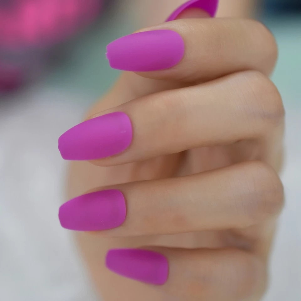 24 pcs Bright Pink purple matte Long Press on nails glue on manicure neon 80s rave medium coffin 