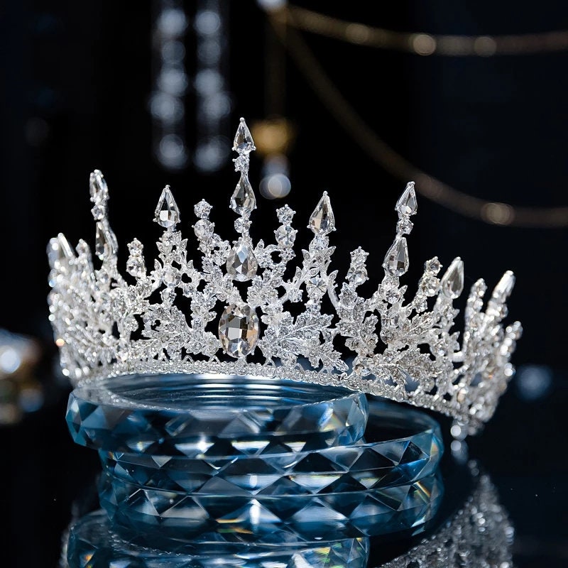 Ice Queen Spiky Crystal Silver Tiara Crown Detail Princess headress bridal Halloween cosplay diadem swirl wedding pageant icy spike