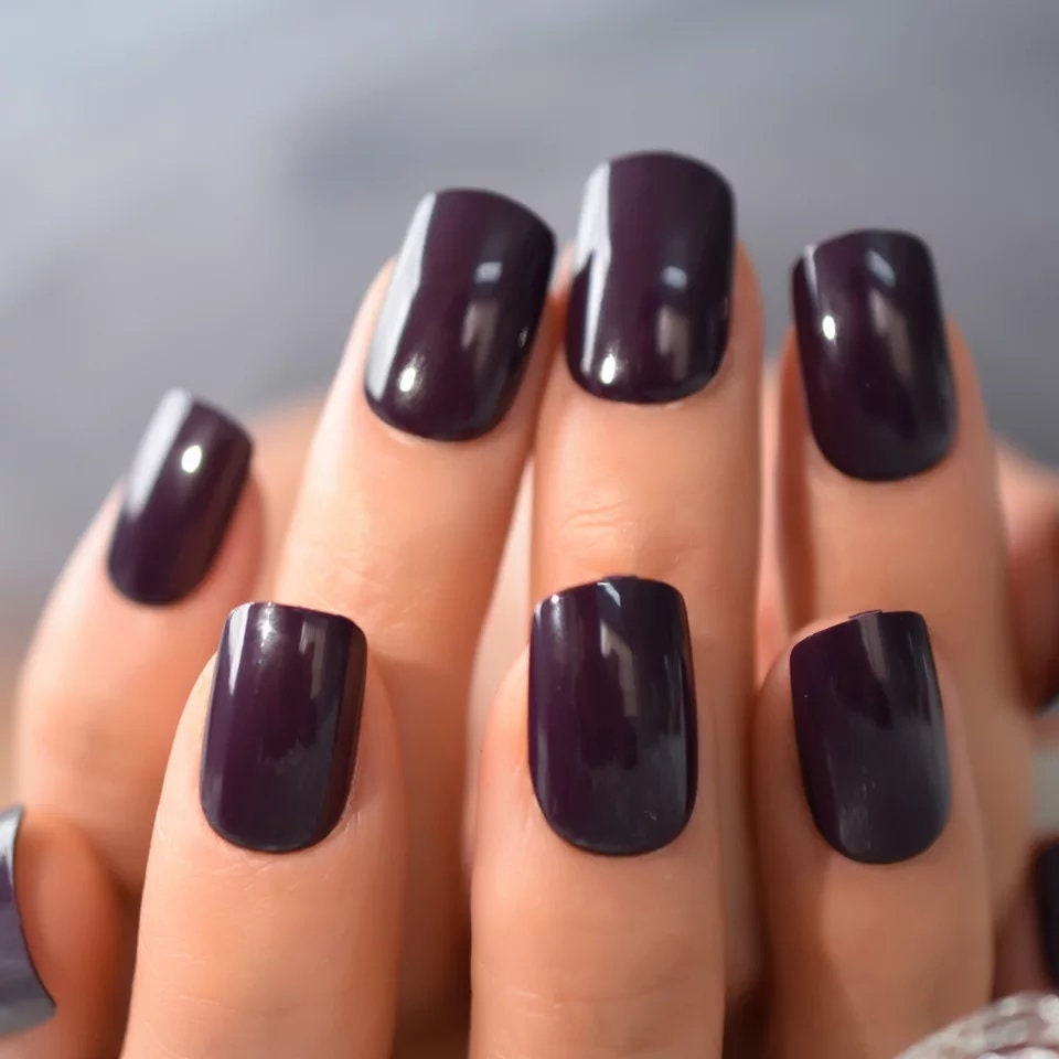 24 Dark Purple Short Press on Nails stick on glossy goth – surethings.net