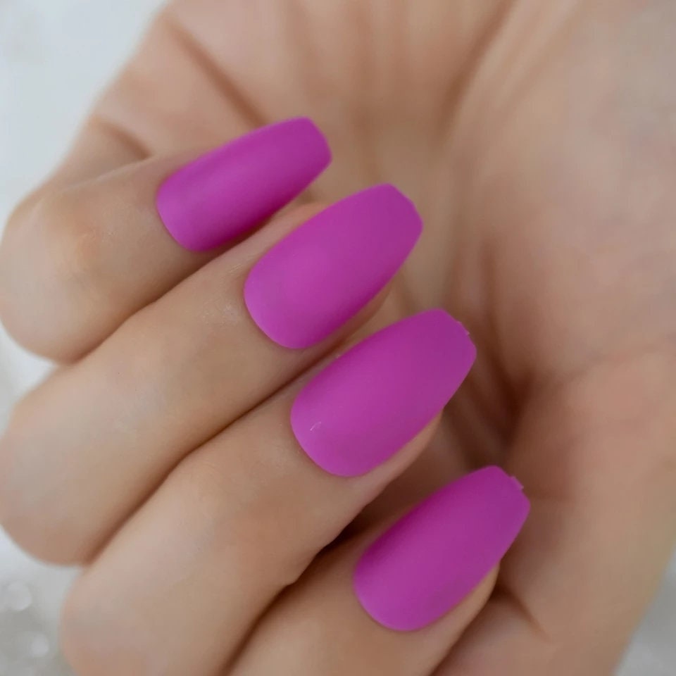 24 pcs Bright Pink purple matte Long Press on nails glue on manicure neon 80s rave medium coffin 