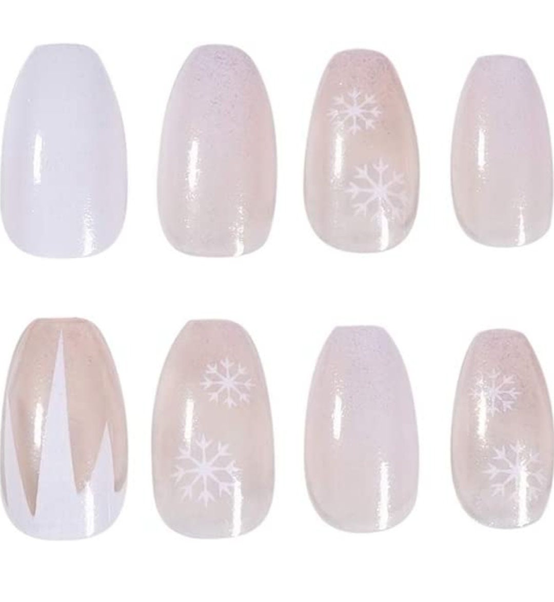 24 Winter Press on nails kit glue on snow flake white nude festive Xmas medium coffin clear