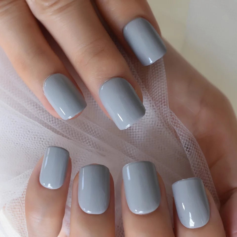 24 Short Gray Press on nails glue on neutral cool grey muted square gel