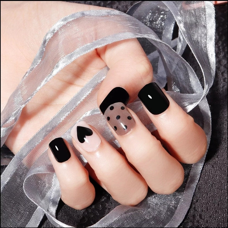 24 Goth Black heart Short Press On Nails nude glue on natural polka dot gray