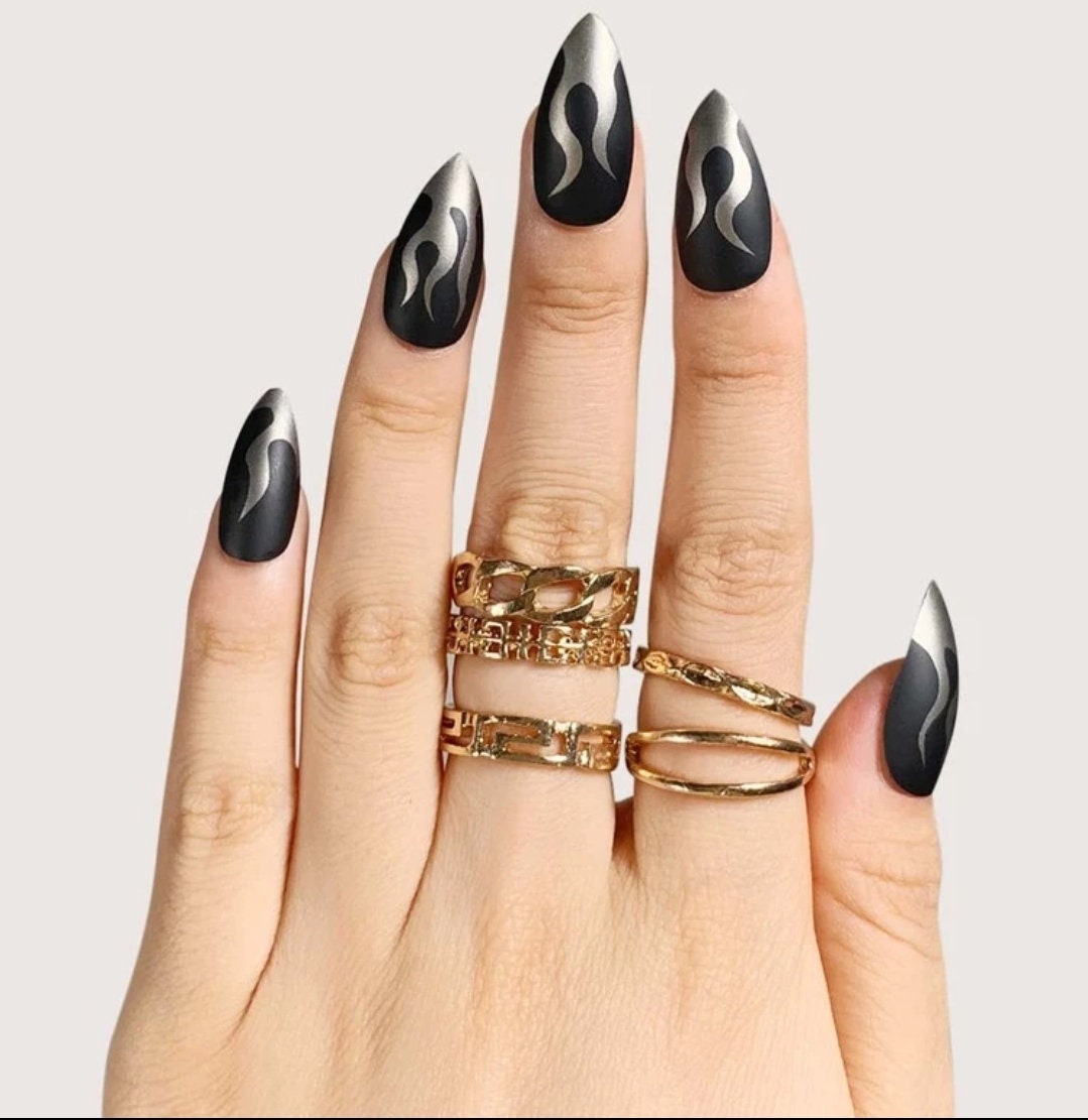 24 Pointed Black Silver Flame Long Press on nails glue on medium stiletto trendy almond metallic