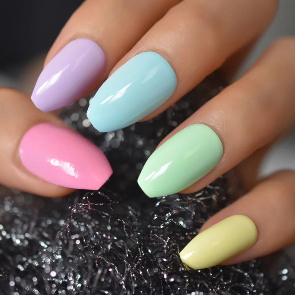24 Easter Candy Long Press on Nails glue on kit kawaii cute Multicolor medium coffin bright pastel spring