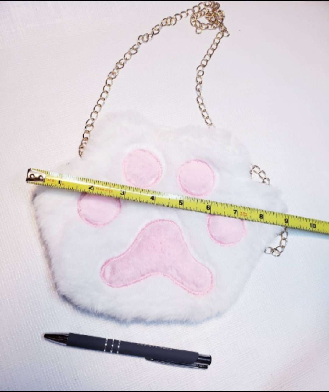 Cat Paw Purse Bag Faux Fur Fluffy soft kawaii cross body chain zipper pocket pastel pink toe beans white gray brown