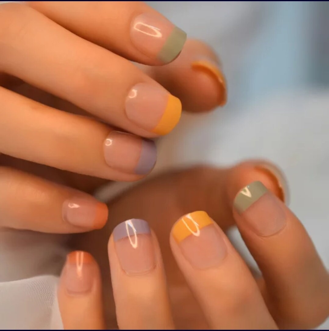 24 Colorful Nude Short Ombre French Impress Press on Nails glue on natural multi color