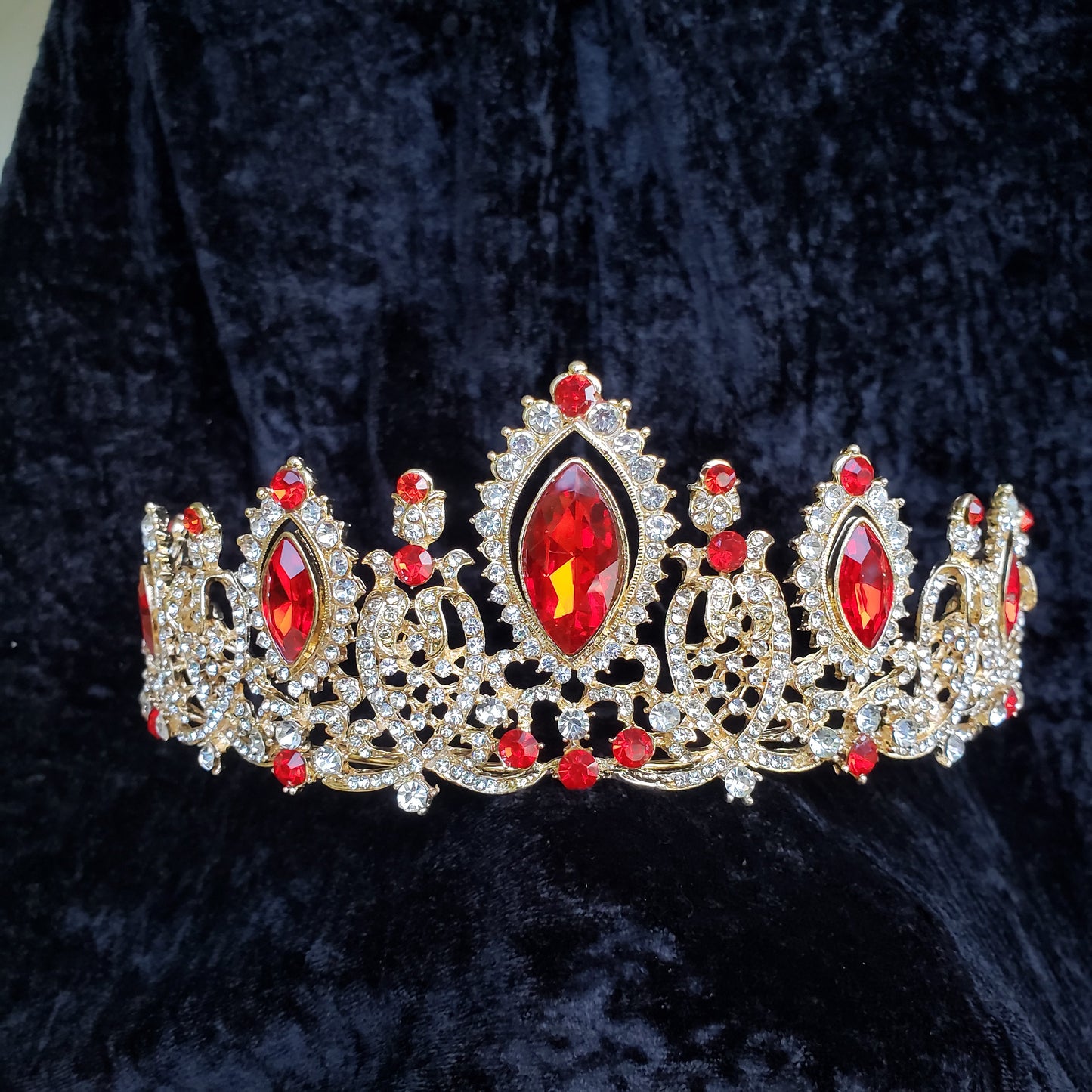 Red Ruby Crown Tiara Queen of hearts Gold headress jewelry bridal Halloween cosplay Wedding pageant royalty